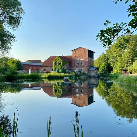 Landhaus Viezer Muehle Екстер'єр фото