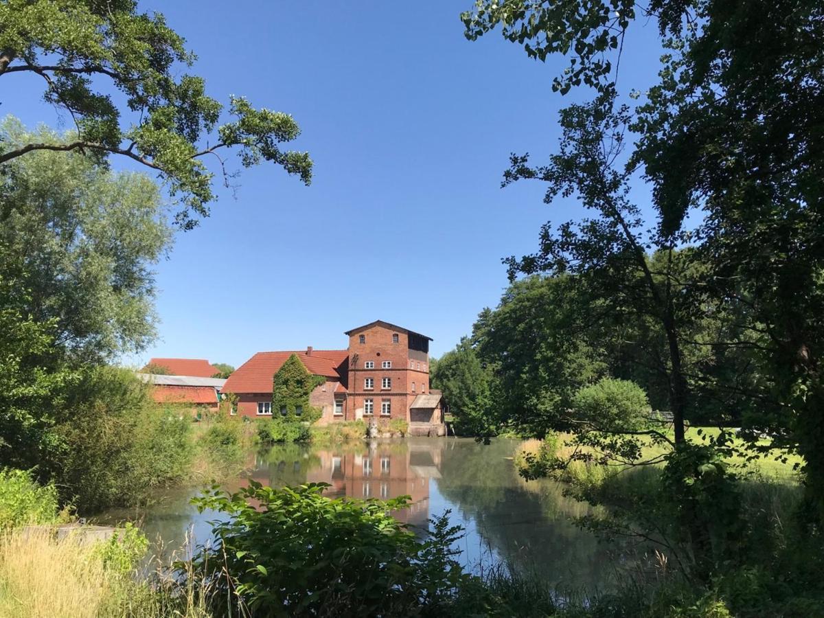 Landhaus Viezer Muehle Екстер'єр фото